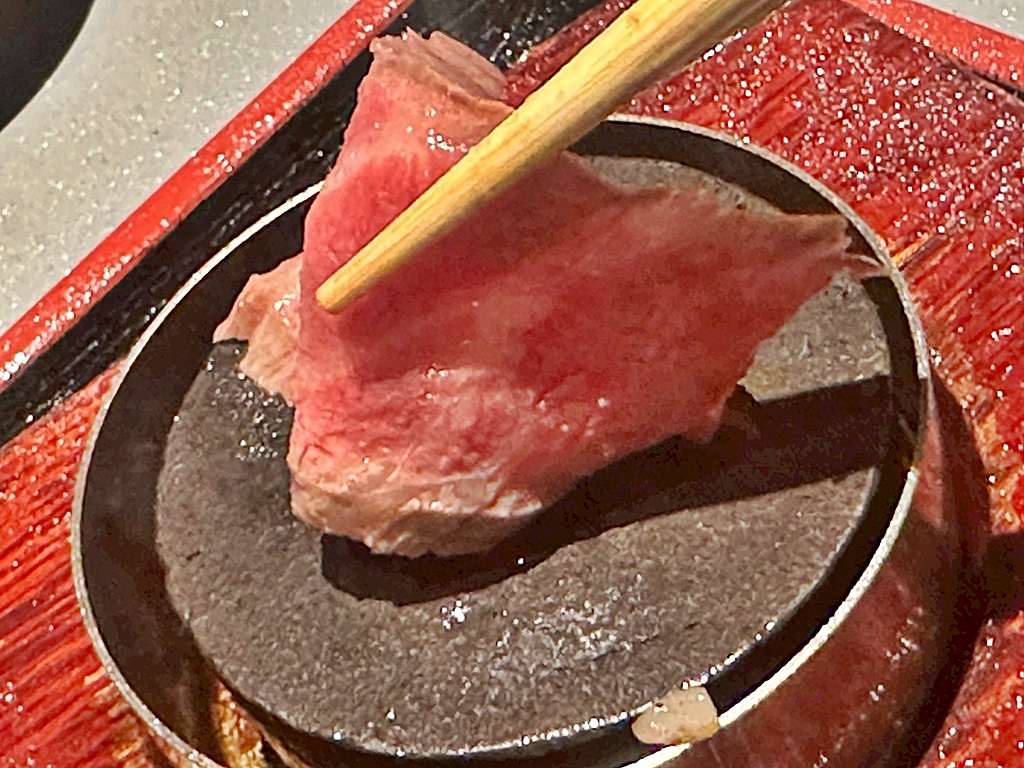 九州美食,創意料理,努努雞,和牛,布丁,拉麵,日本美食,烤香菇,燒咖哩,燒肉,福岡必吃,福岡旅遊,福岡美食,福岡餐廳,糸島美食,釜飯,預約制餐廳,麵包