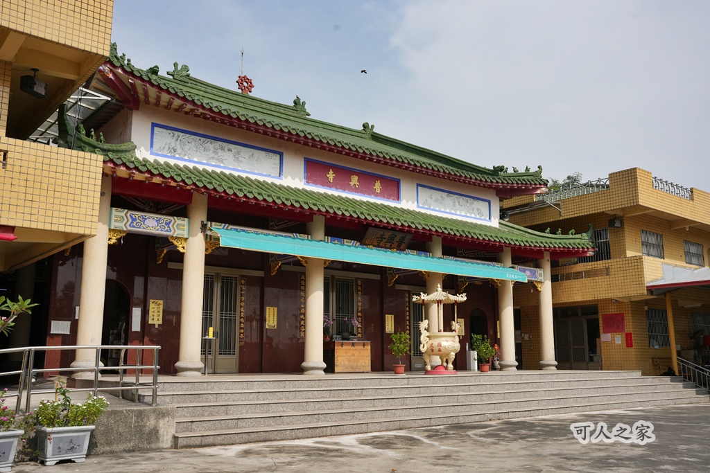 O型步道,季節限定,彰化健行,彰化景點,彰化社頭,拍照景點,森林系,步道推薦,療癒系景點,相思樹,秋日限定,贊天宮,輕鬆爬山,麒麟山步道