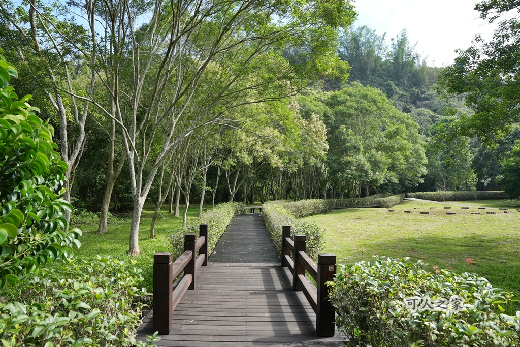 假日好去處,免費景點,嘉義旅遊,嘉義景點,嘉義番路鄉。,導覽解說,戶外活動,森林療癒,樹木銀行,步道健行,生態教育,療癒景點,秘境景點,綠色空間,自然生態,親子旅遊,觸口自然教育中心,阿里山公路景點,阿里山林業 @可人之家