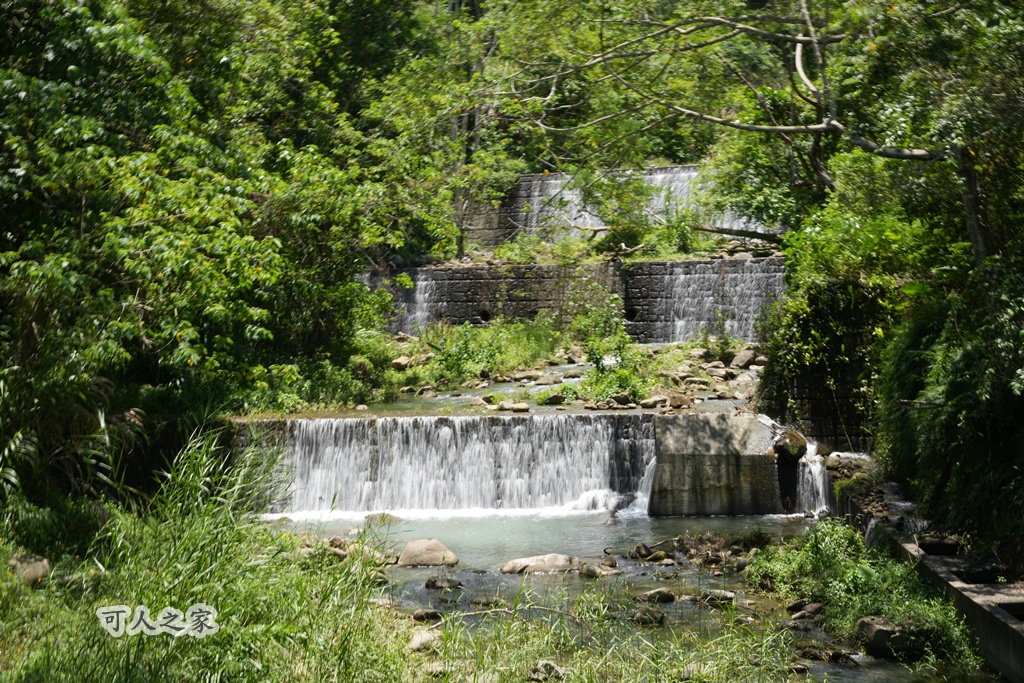 O型步道,嘉義旅遊,嘉義秘境,嘉義阿里山,夏日消暑,天然山泉,屯阿巴娜步道,戲水景點,旅遊攻略.,森林浴,水火同源,瀑布推薦,瀑布秘境,珈雅瑪瀑布,翡翠溪谷,茶山村,避暑勝地,開車直達,阿里山景點