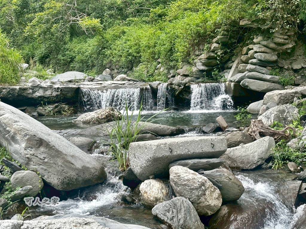 台東在地景點,台東旅遊,台東消暑景點,台東玩水景點,台東秘境,台東秘境推薦,延平蝴蝶谷,延平鄉秘境,戶外活動,放鬆景點,桃源村蝴蝶谷秘境,溪邊玩水,私房景點,自然景觀,親子旅遊