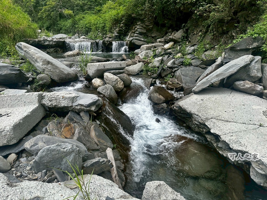 台東在地景點,台東旅遊,台東消暑景點,台東玩水景點,台東秘境,台東秘境推薦,延平蝴蝶谷,延平鄉秘境,戶外活動,放鬆景點,桃源村蝴蝶谷秘境,溪邊玩水,私房景點,自然景觀,親子旅遊 台東在地景點,台東旅遊,台東消暑景點,台東玩水景點,台東秘境,台東秘境推薦,延平蝴蝶谷,延平鄉秘境,戶外活動,放鬆景點,桃源村蝴蝶谷秘境,溪邊玩水,私房景點,自然景觀,親子旅遊
