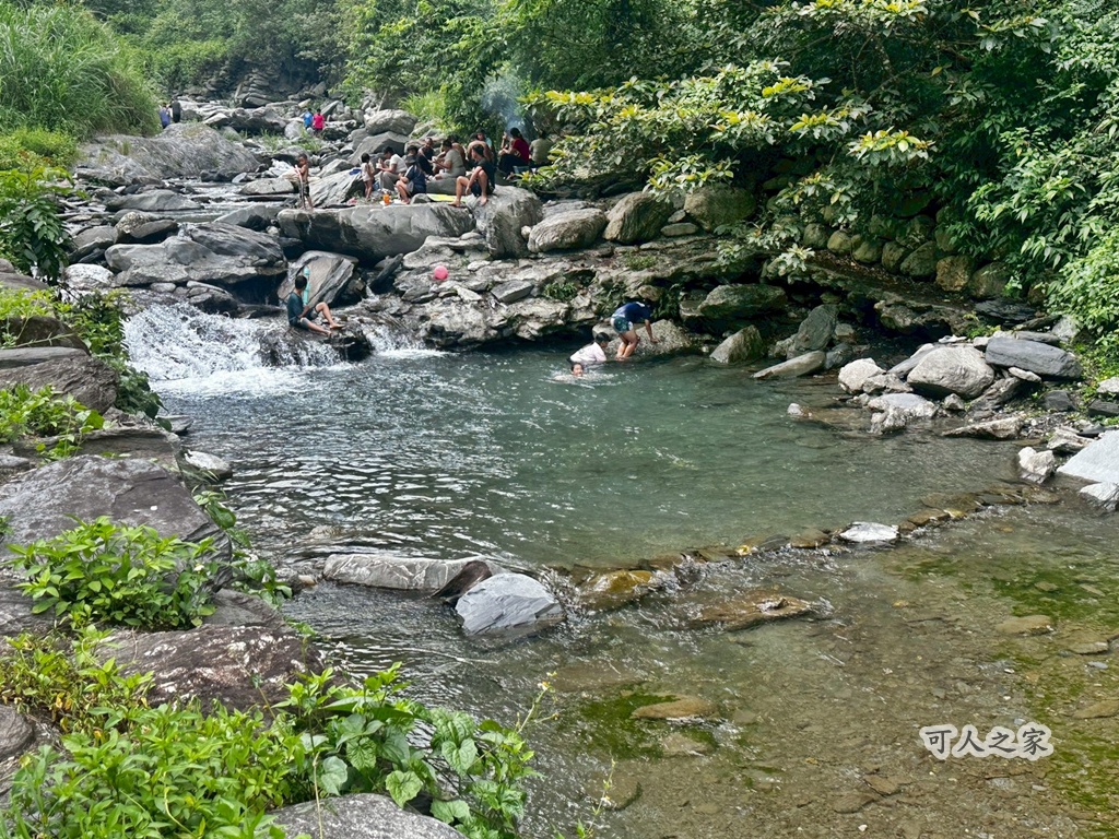台東在地景點,台東旅遊,台東消暑景點,台東玩水景點,台東秘境,台東秘境推薦,延平蝴蝶谷,延平鄉秘境,戶外活動,放鬆景點,桃源村蝴蝶谷秘境,溪邊玩水,私房景點,自然景觀,親子旅遊