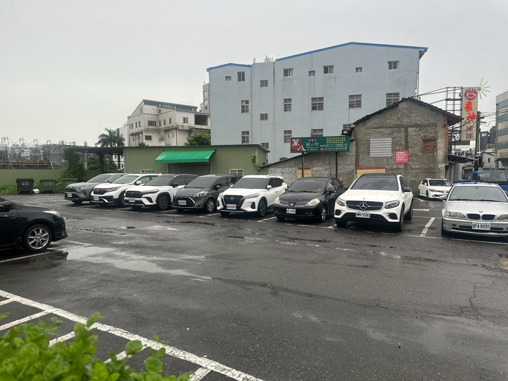 北斗~萬八鍋物,改為自助式取餐,新推出滷豬腳、麻辣鴨血、炸物 @可人之家 @可人之家
