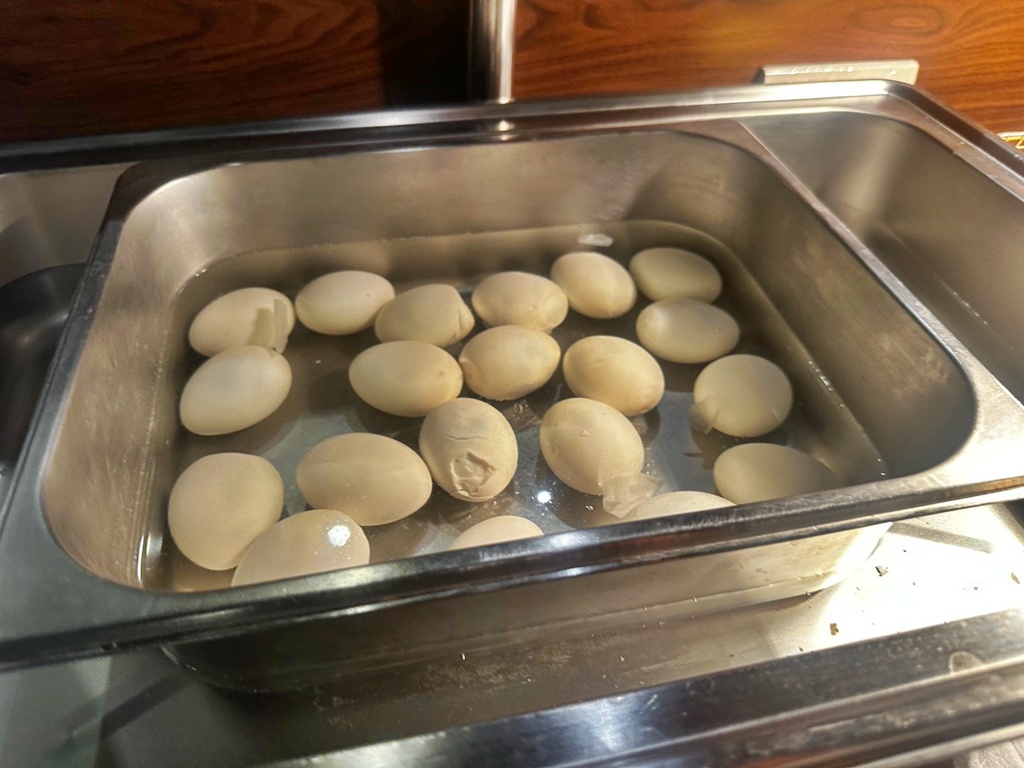 北斗~萬八鍋物,改為自助式取餐,新推出滷豬腳、麻辣鴨血、炸物 @可人之家 @可人之家