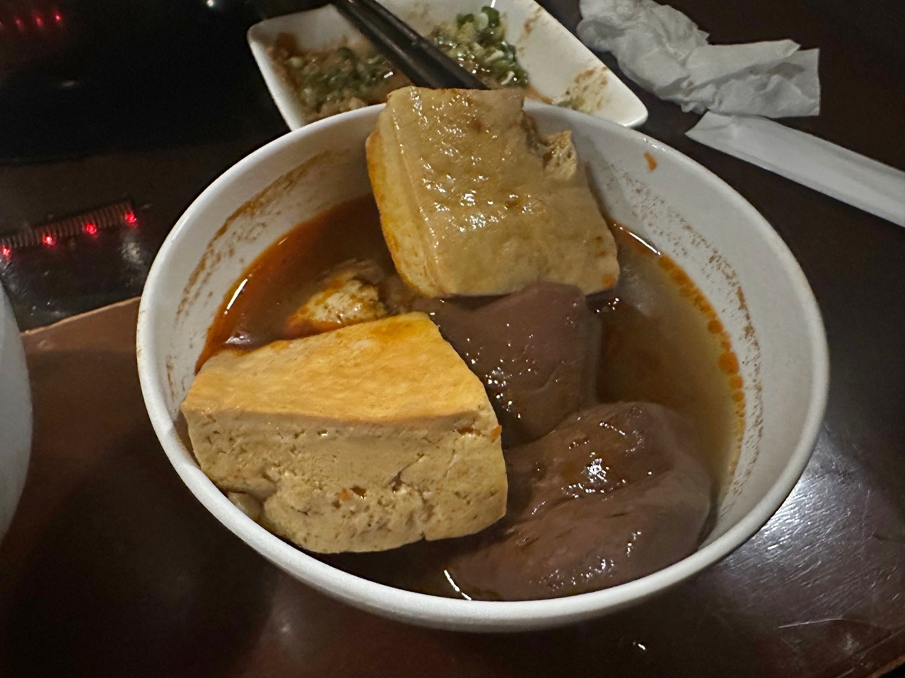 北斗~萬八鍋物,改為自助式取餐,新推出滷豬腳、麻辣鴨血、炸物 @可人之家 @可人之家